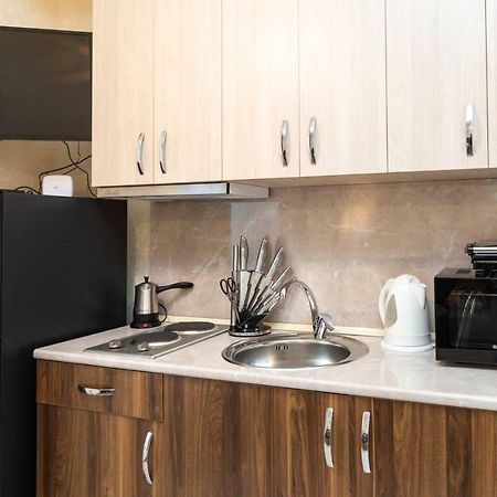 Wehost Stylish Apartment In Old Tbilissi Extérieur photo