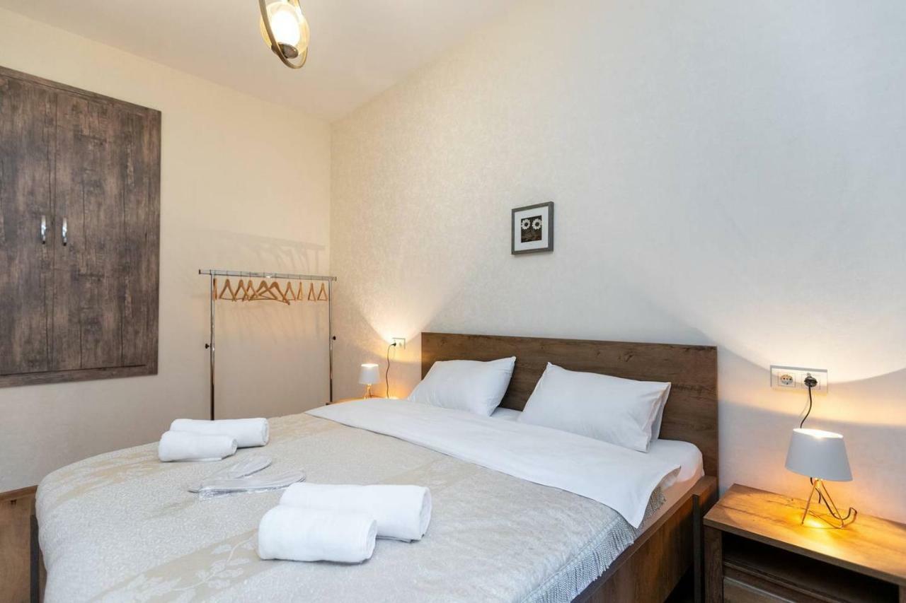 Wehost Stylish Apartment In Old Tbilissi Extérieur photo